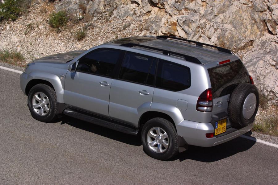  Toyota Land Cruiser 2003 года  (фото 59 из 192)